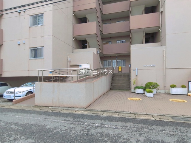 ��ʌ��t�����s���Ǔ�1���ڂ̒��Ã}���V�����̃G���g�����X