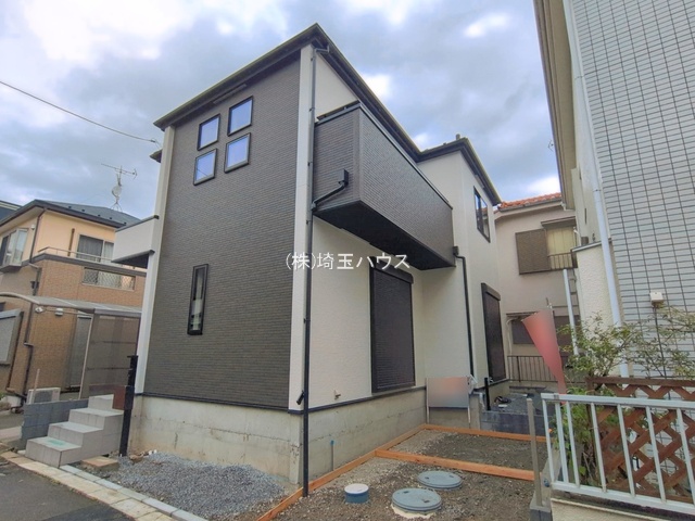 ��ʌ��z�J�s��Ԗ쒬1���ڂ̐V�z��ˌ��Ă̌��n�O�ώʐ^